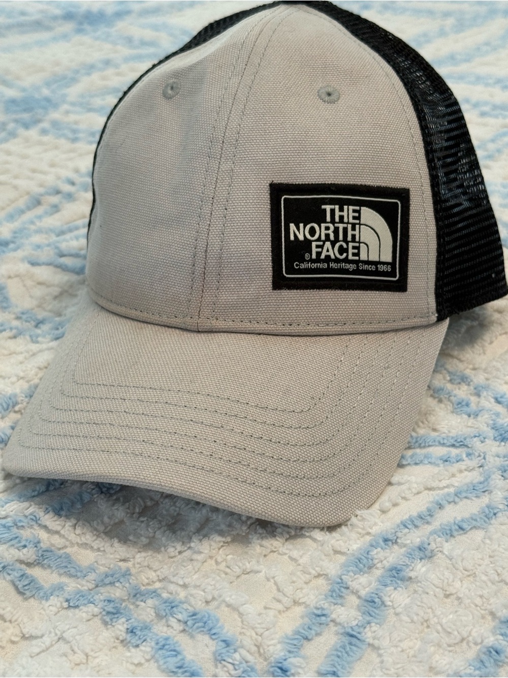 North Face snap back hat